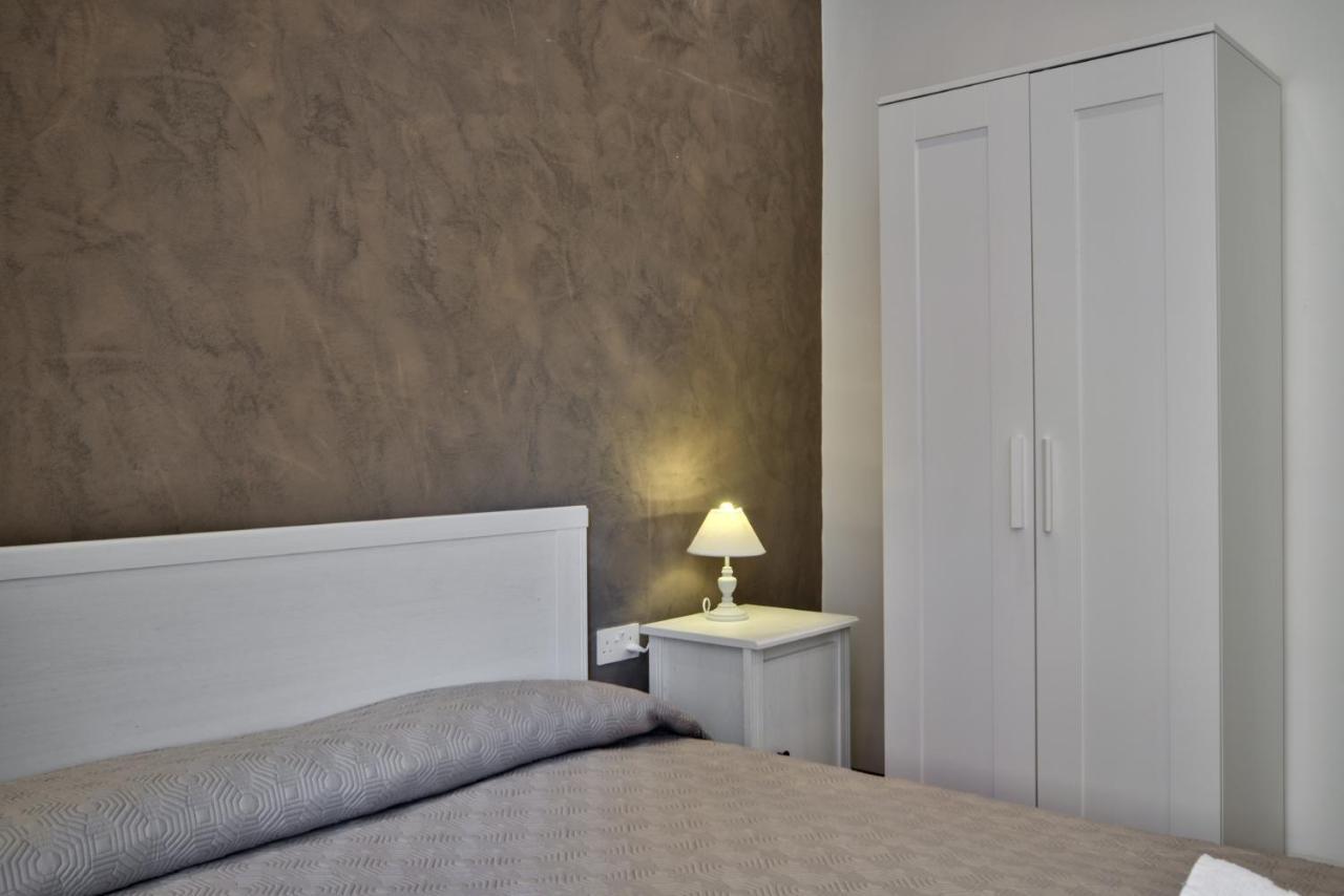 Borgo Apartments 1 & 2 Bedroom Self-Catering Units In Central Валета Екстериор снимка