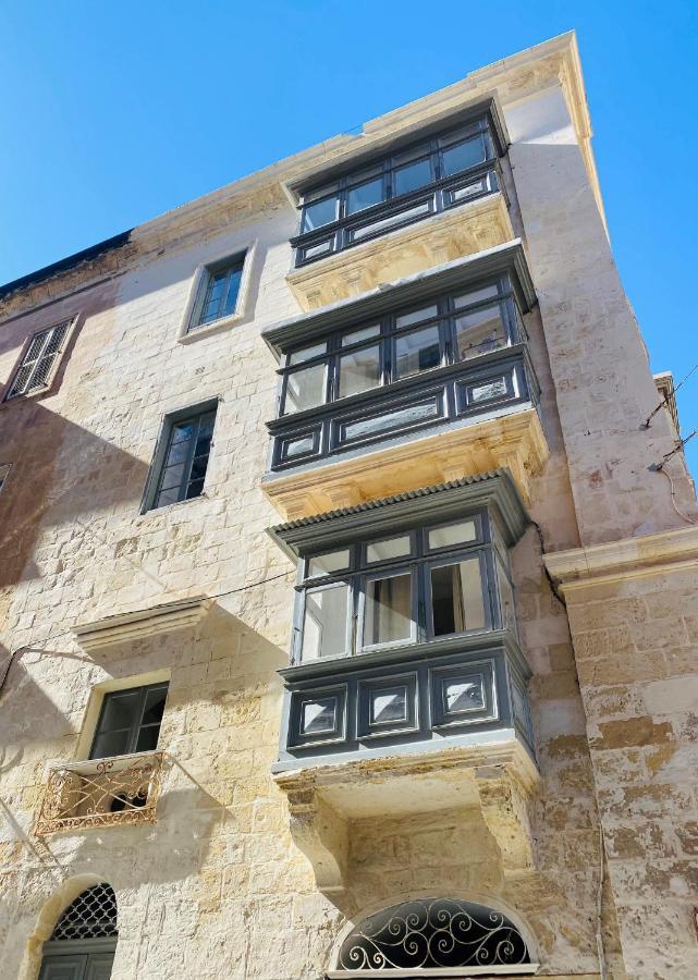 Borgo Apartments 1 & 2 Bedroom Self-Catering Units In Central Валета Екстериор снимка