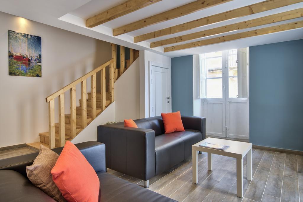 Borgo Apartments 1 & 2 Bedroom Self-Catering Units In Central Валета Екстериор снимка