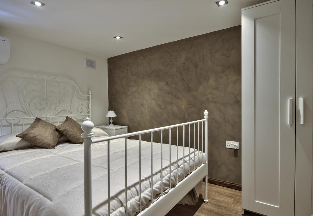 Borgo Apartments 1 & 2 Bedroom Self-Catering Units In Central Валета Екстериор снимка